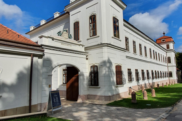 Esterházy-kastély